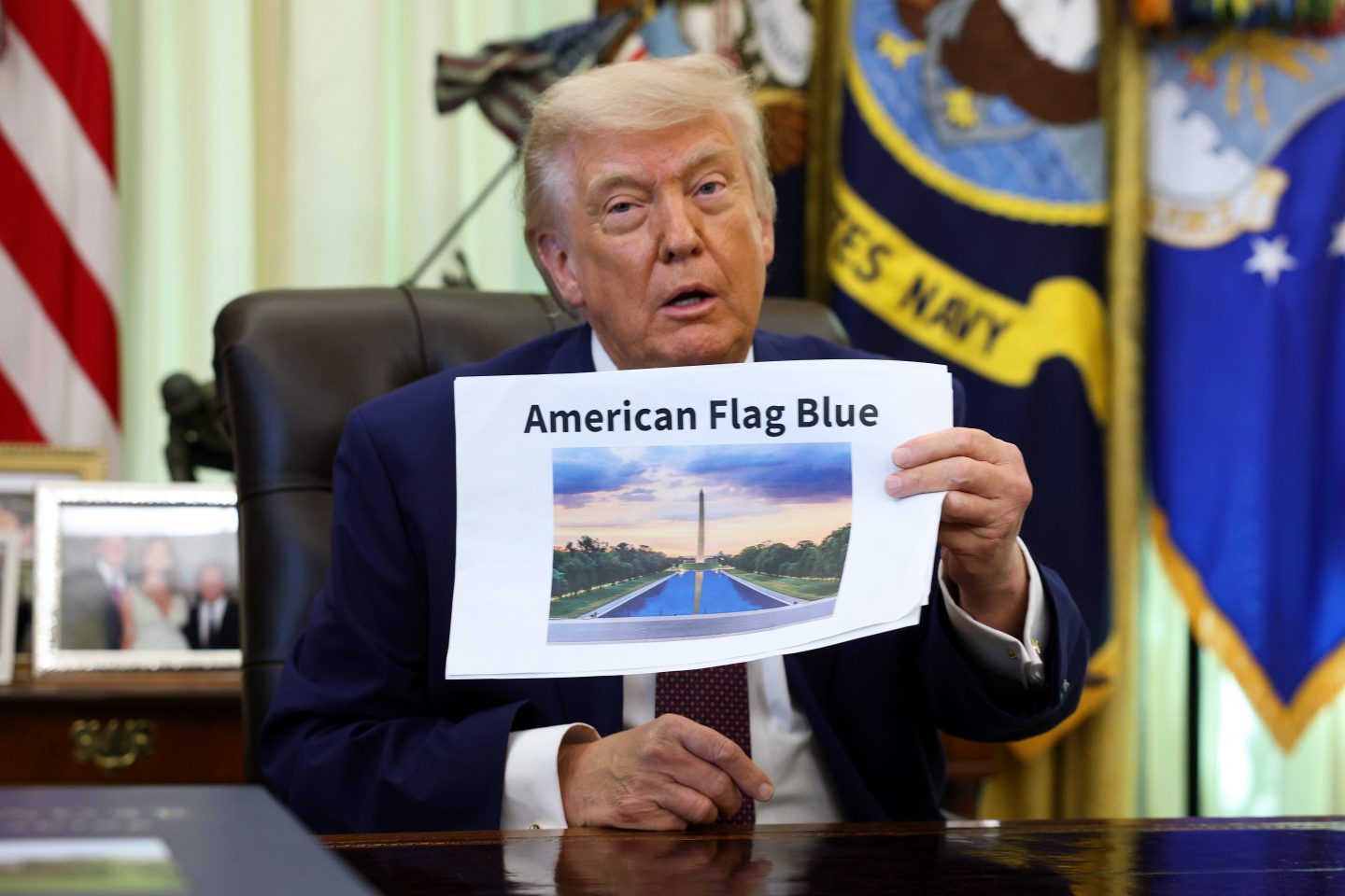 A truck-bed coating company and an algae bloom: Inside Trump's $14 million Reflecting Pool fiasco | Fortune