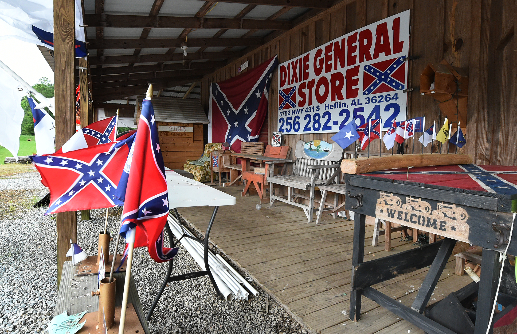 Alabama Confederate flag store draws national attention, sales - al.com