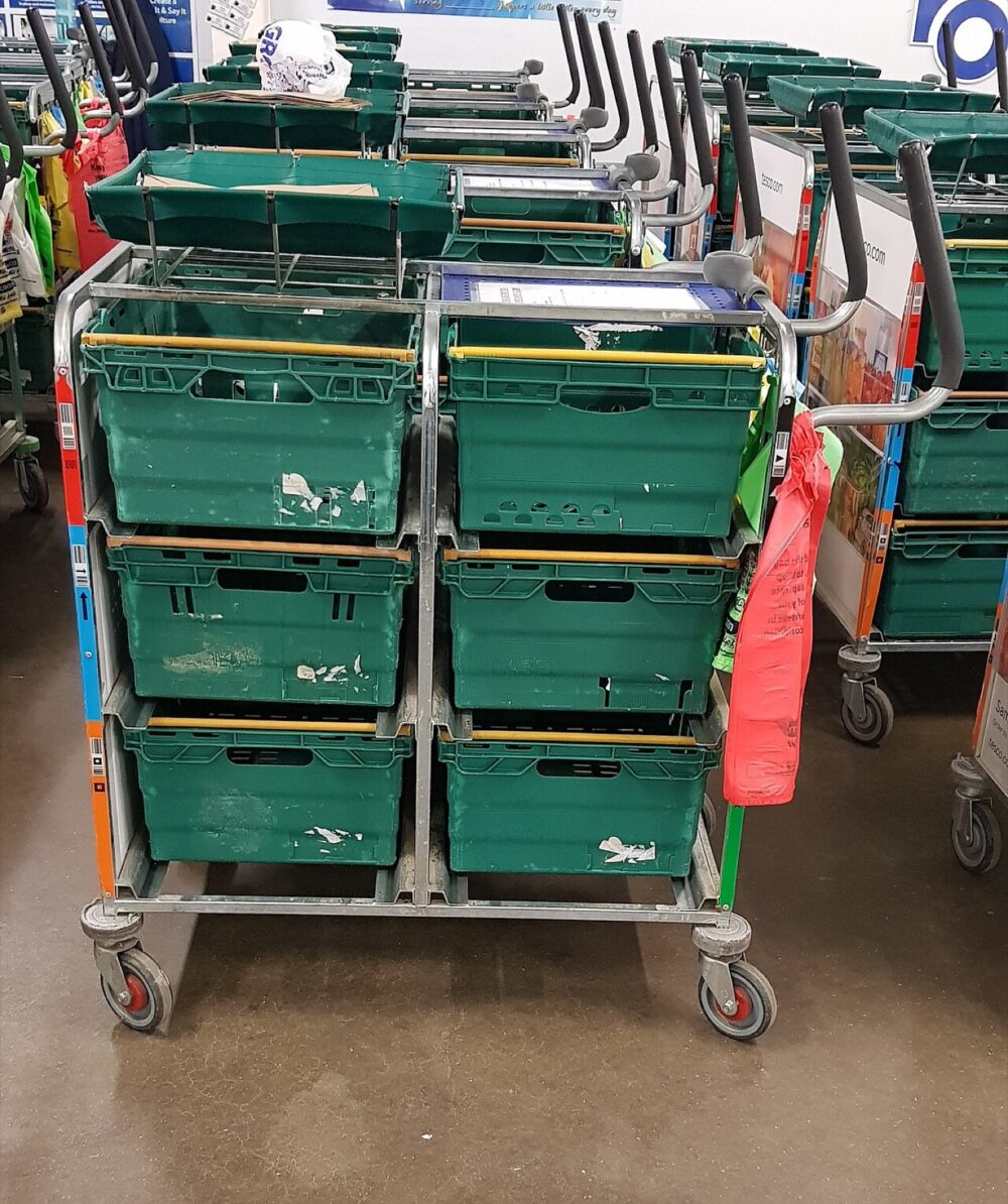 Warehouse picking trolley similar to utility carts discussed