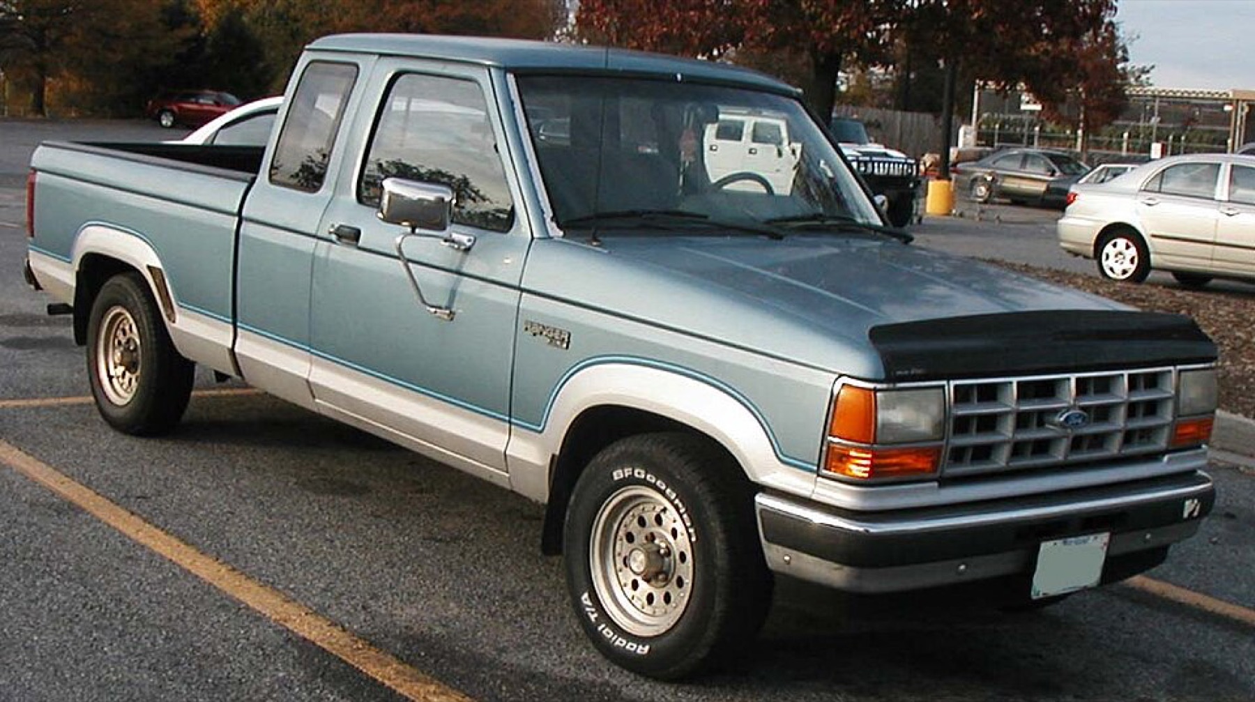 Ford Ranger pickup truck side view