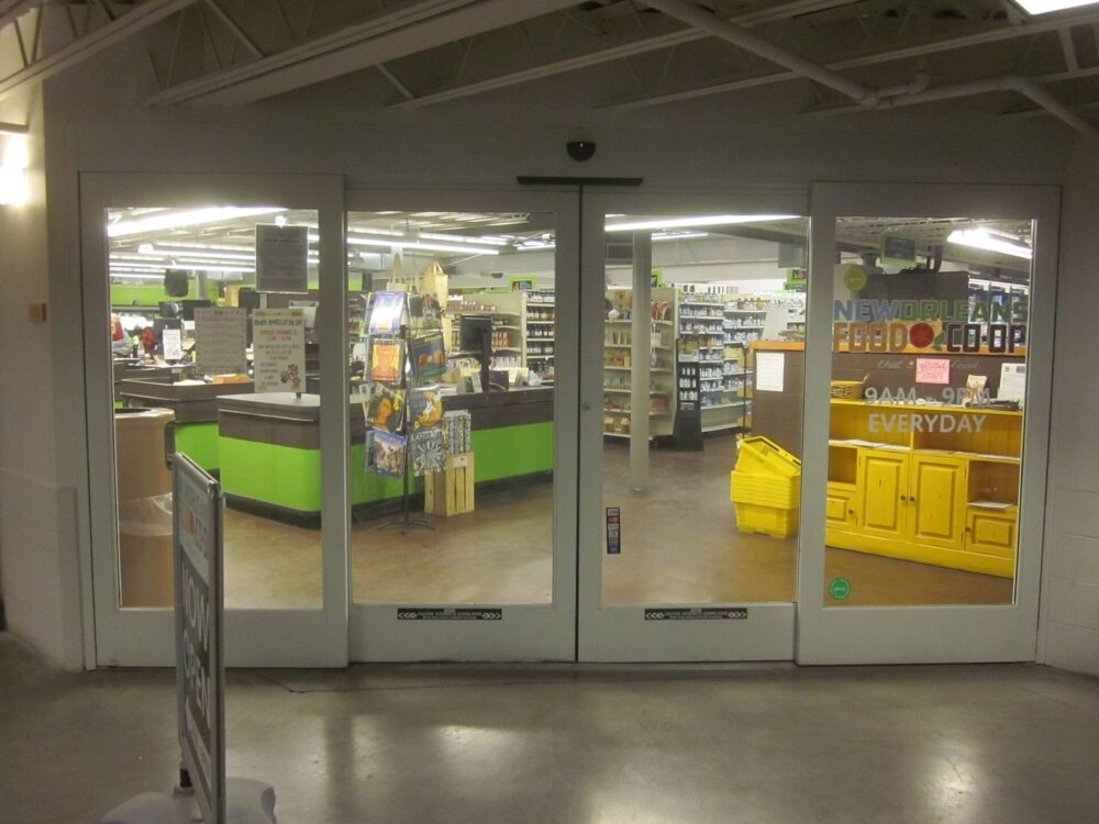 Exterior doors of a cooperative market building
