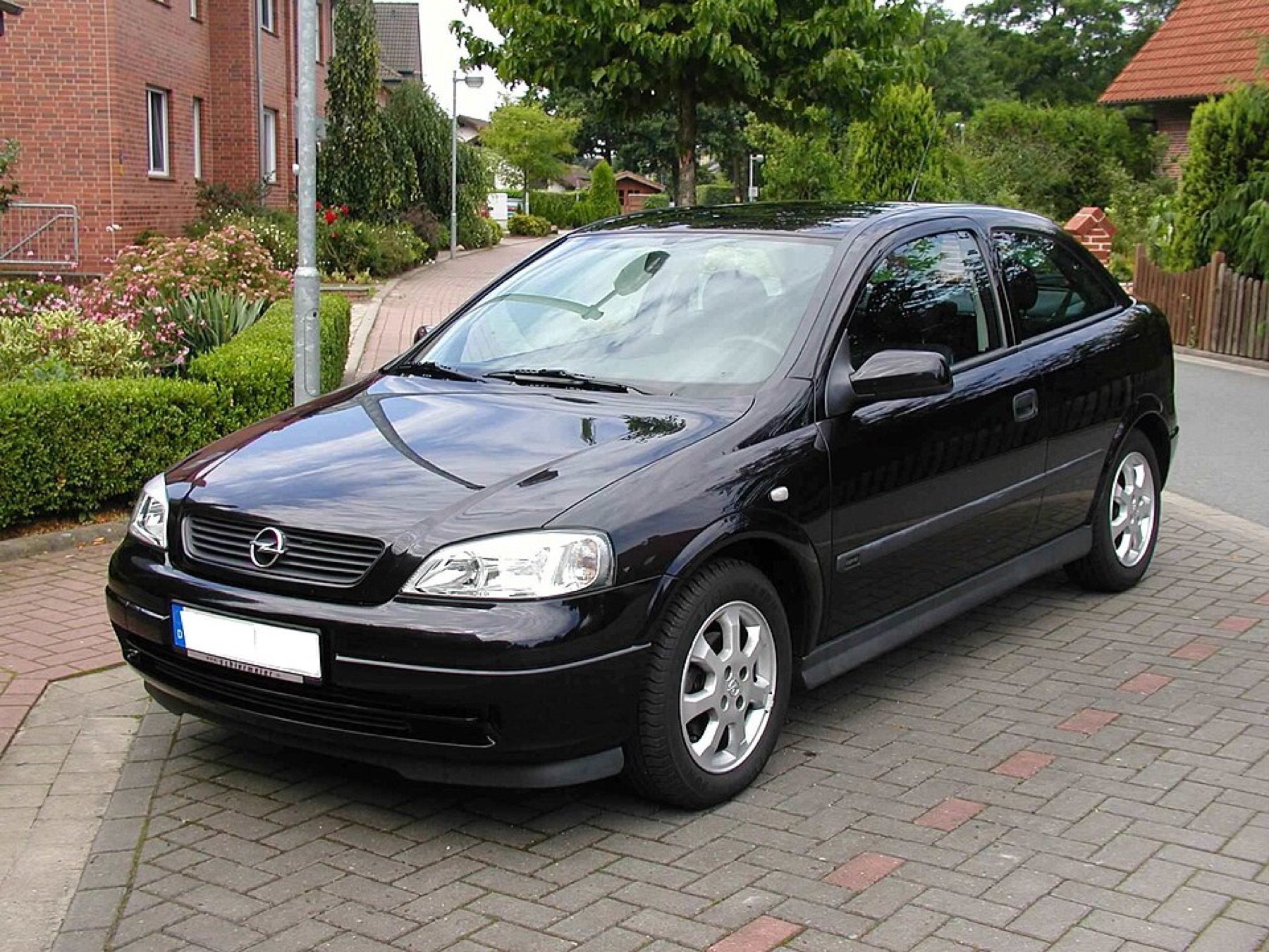 Illustrative Astra-branded car, symbolising brand-specific gear choices