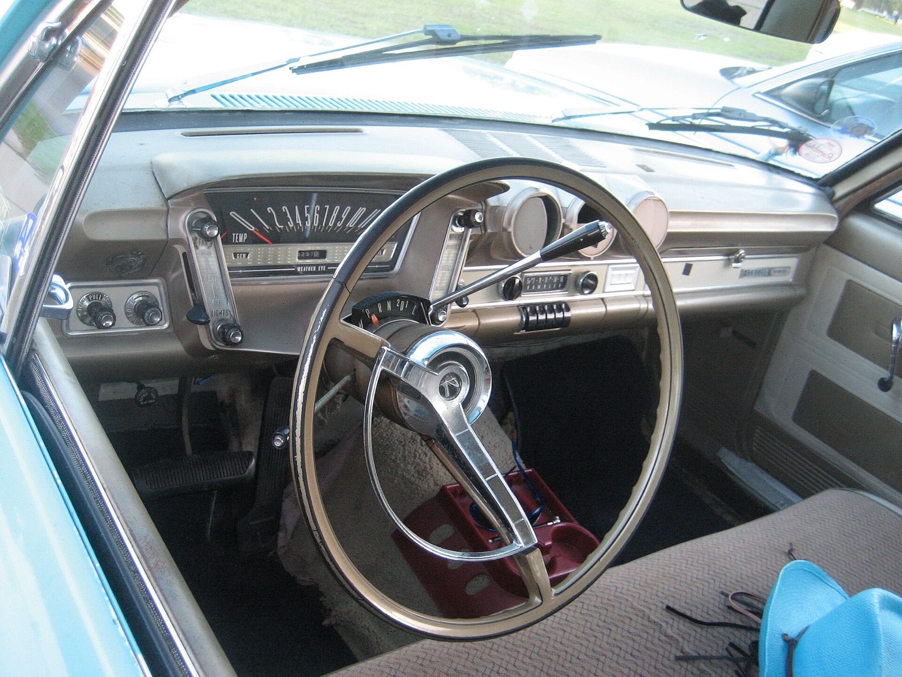 Classic steering wheel style reference