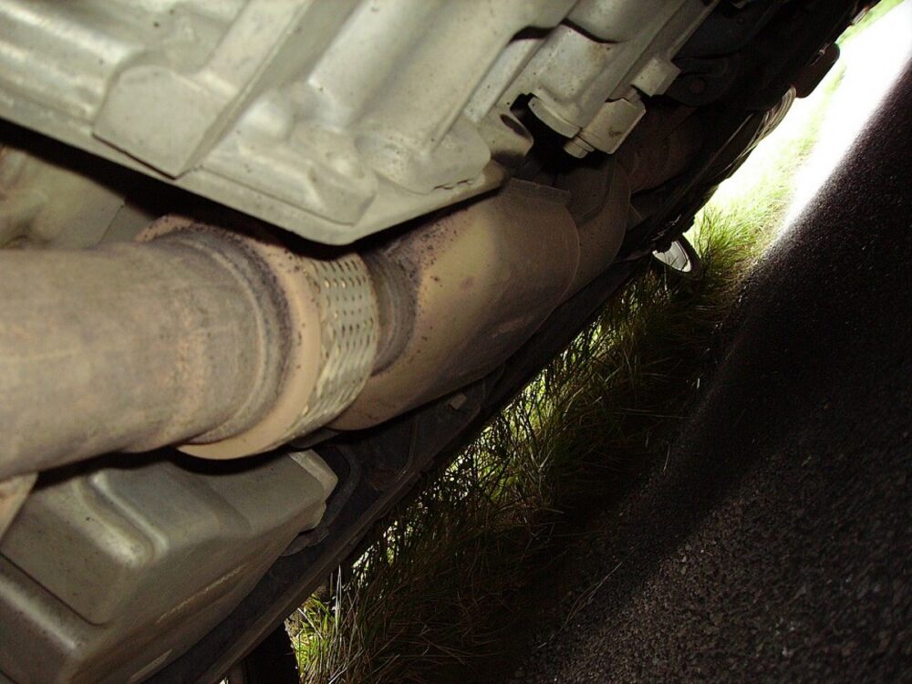 Close-up view of a catalytic converter body that helps illustrate typical aftermarket/OEM-quality designs