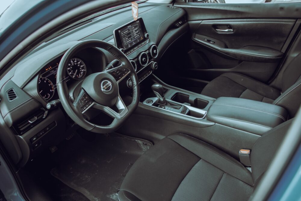 Online sourcing scene illustrating Nissan Sentra Leather Seats