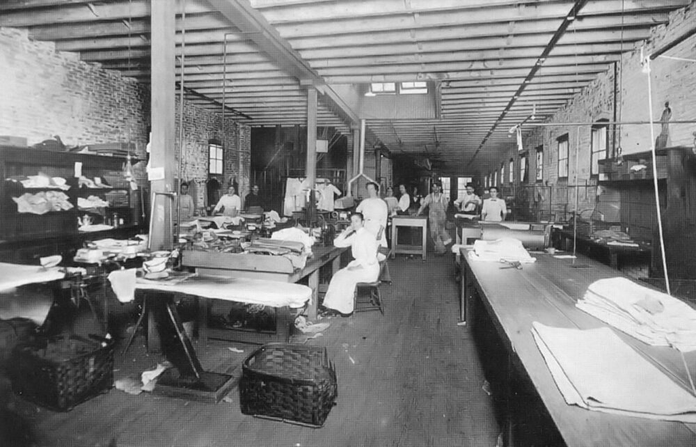Prix du velours au mètre : production textile et critères de comparaison