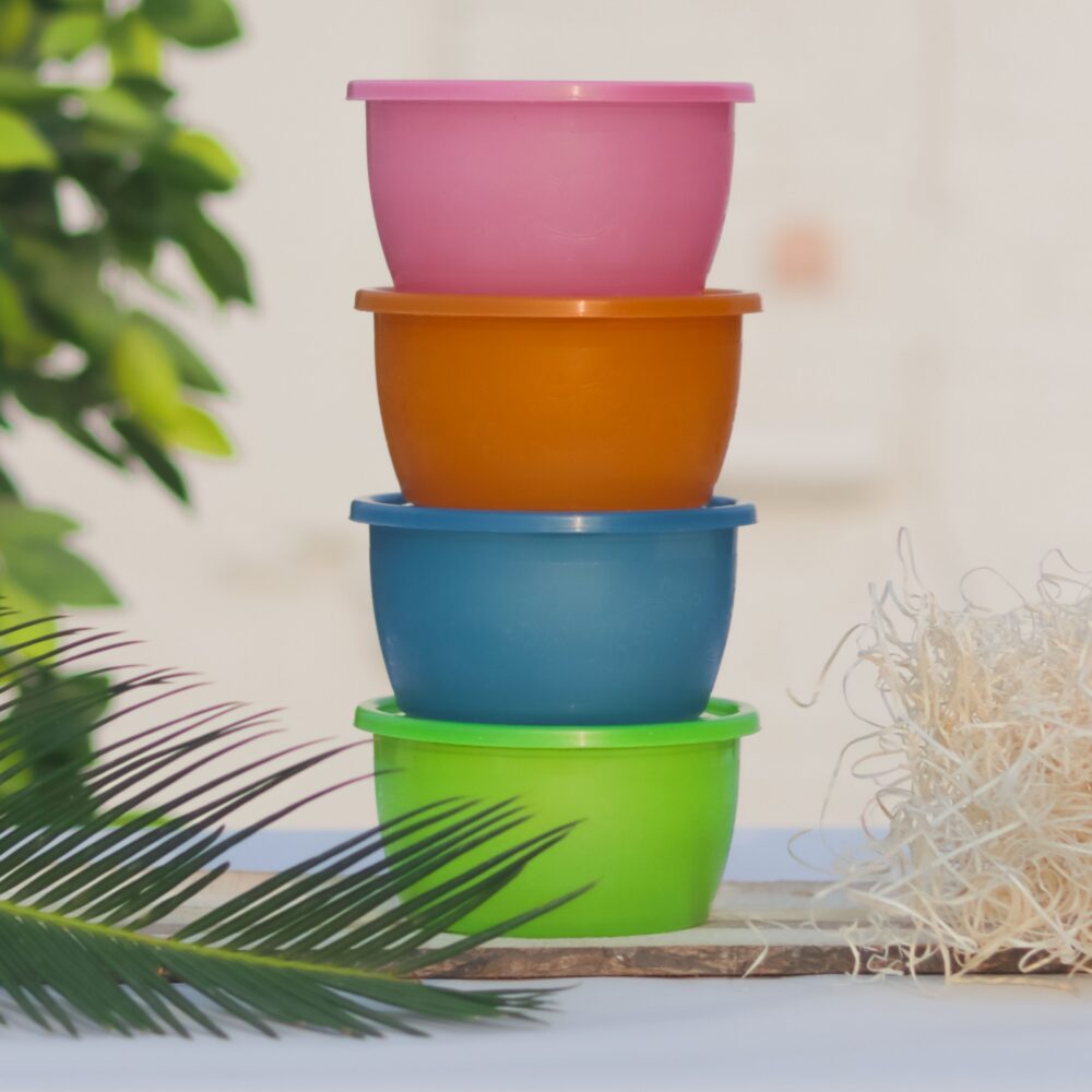 Online sourcing scene illustrating 16 oz bowls