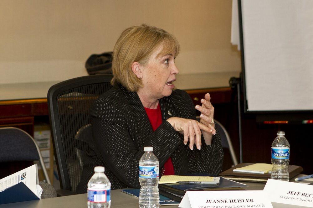 Industry roundtable discussing insight tools and platform decisions